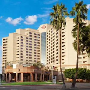 3* Отель Hilton Long