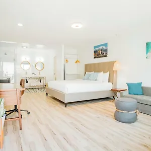 The Belmont Shore Hotel
